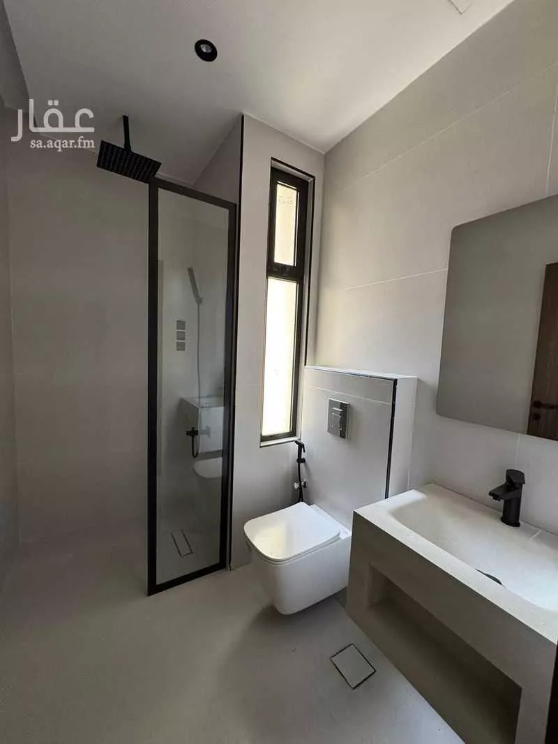 6 bedroom apartment in Al Shawqiyyah 4