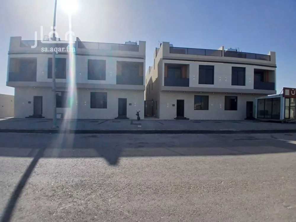 5 bedroom apartment in As Sawari 7