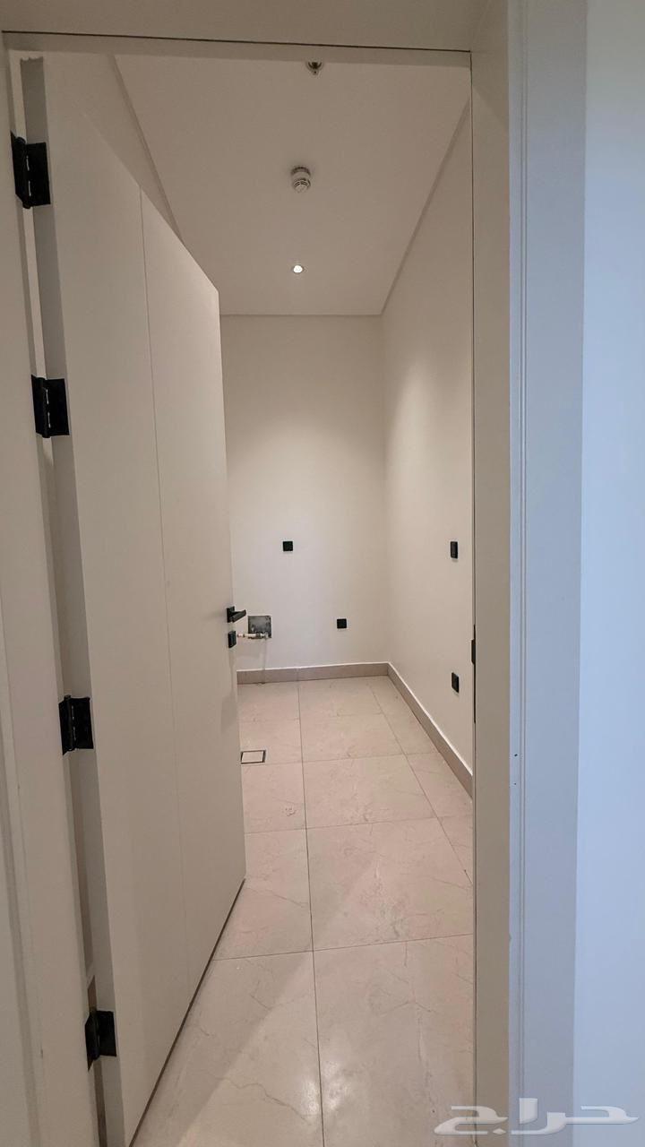 3 bedroom apartment in Al Rimal 5
