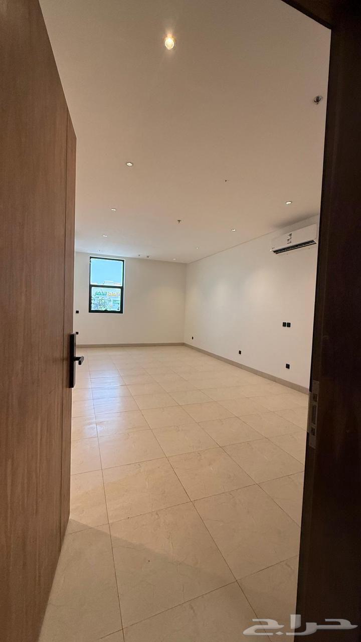 3 bedroom apartment in Al Rimal 10