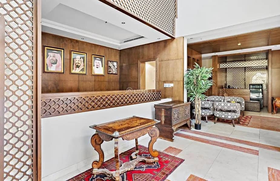 3 bedroom villa in Al Shati, Jeddah 4