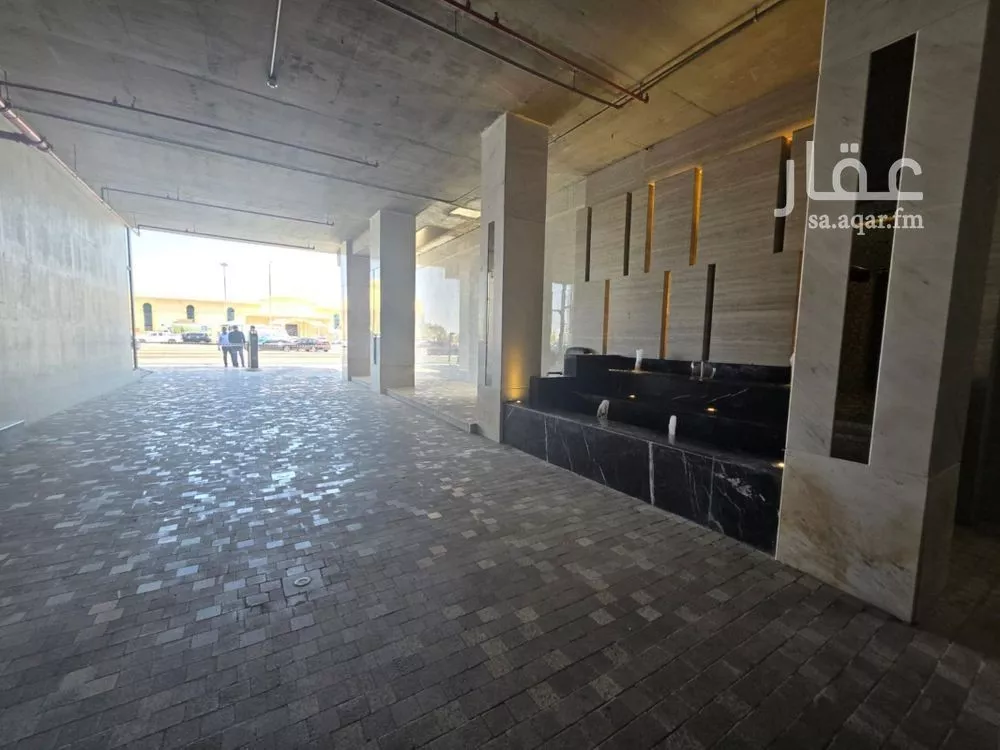 875 sqm office in Al Nuzhah 3
