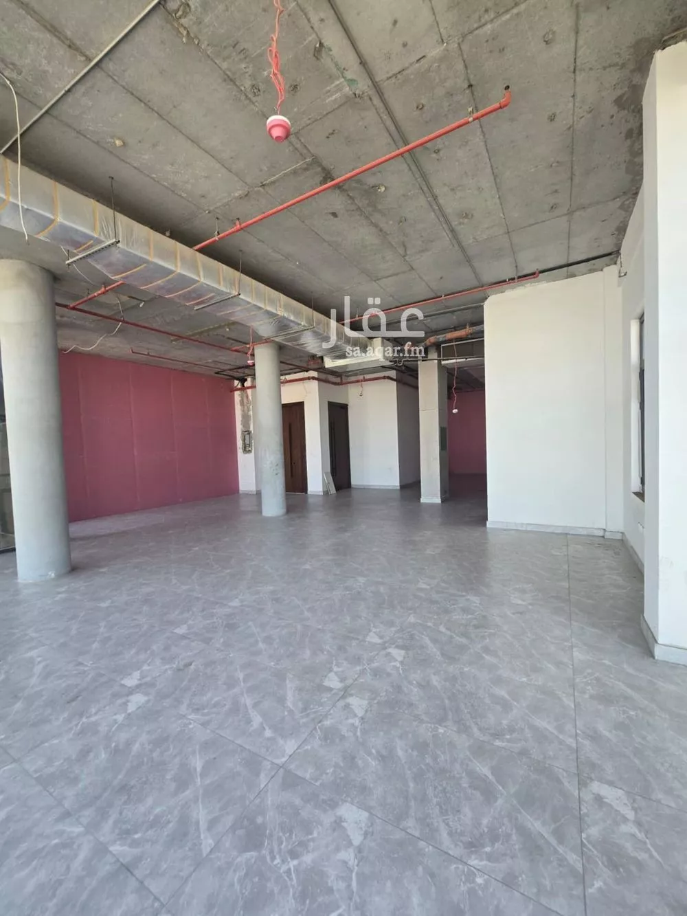 875 sqm office in Al Nuzhah 10