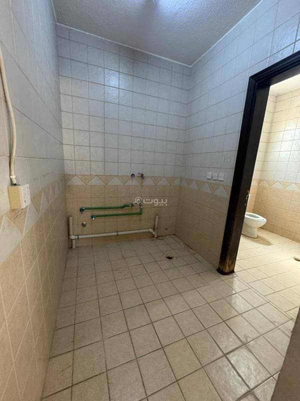4 bedroom villa in Al Sahafah, Riyadh 32
