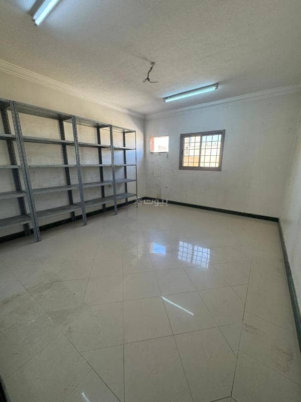 4 bedroom villa in Al Sahafah, Riyadh 33