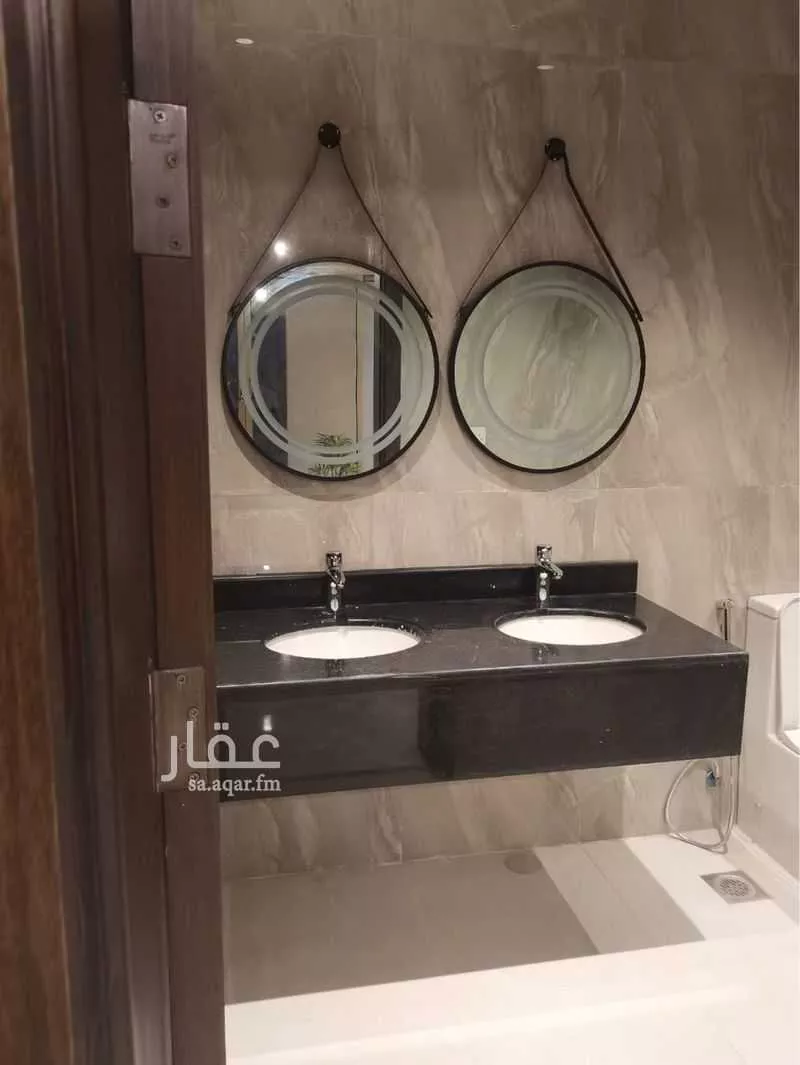 7 bedroom apartment in Al Sawari 11