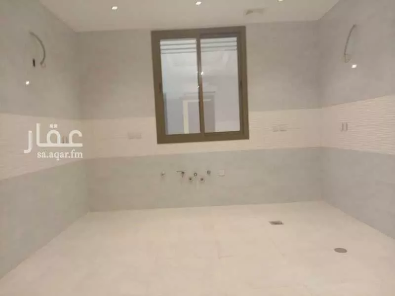 7 bedroom apartment in Al Sawari 8