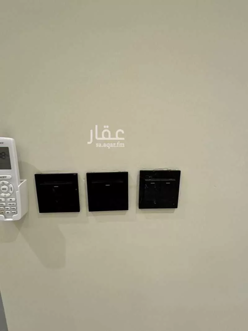 شقة 3 غرف في الملقا 14