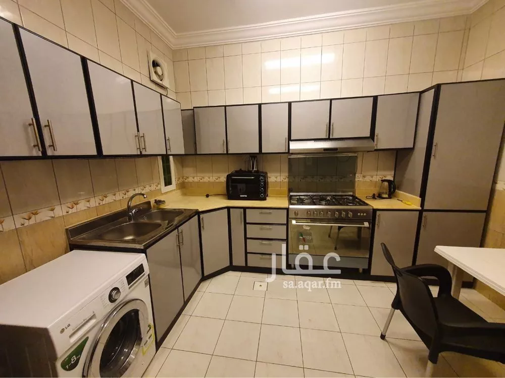 2 bedroom apartment in Al Naeem 4