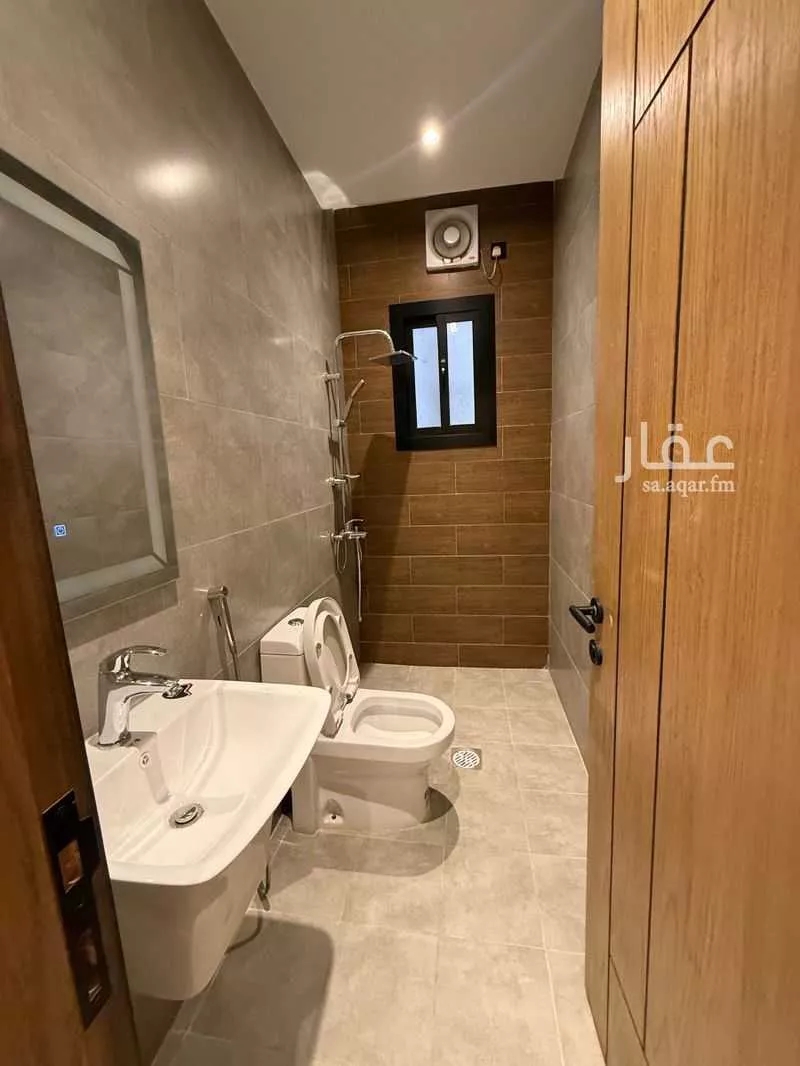 5 bedroom apartment in Al Manar 12