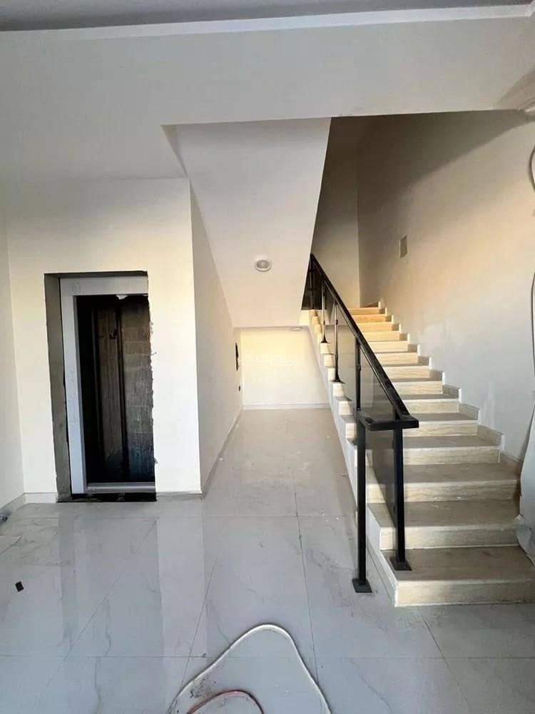 4 bedroom apartment in Al Awali, Riyadh 3