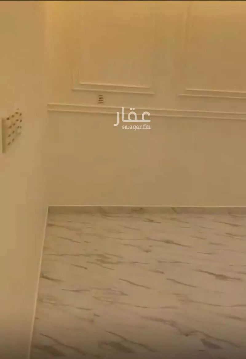 شقة 4 غرف في طيبة 5