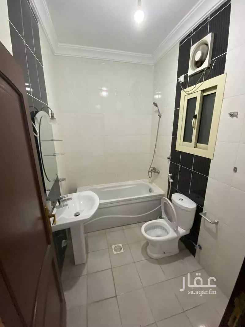 5 bedroom apartment in Madaen Al Fahd, Jeddah 12