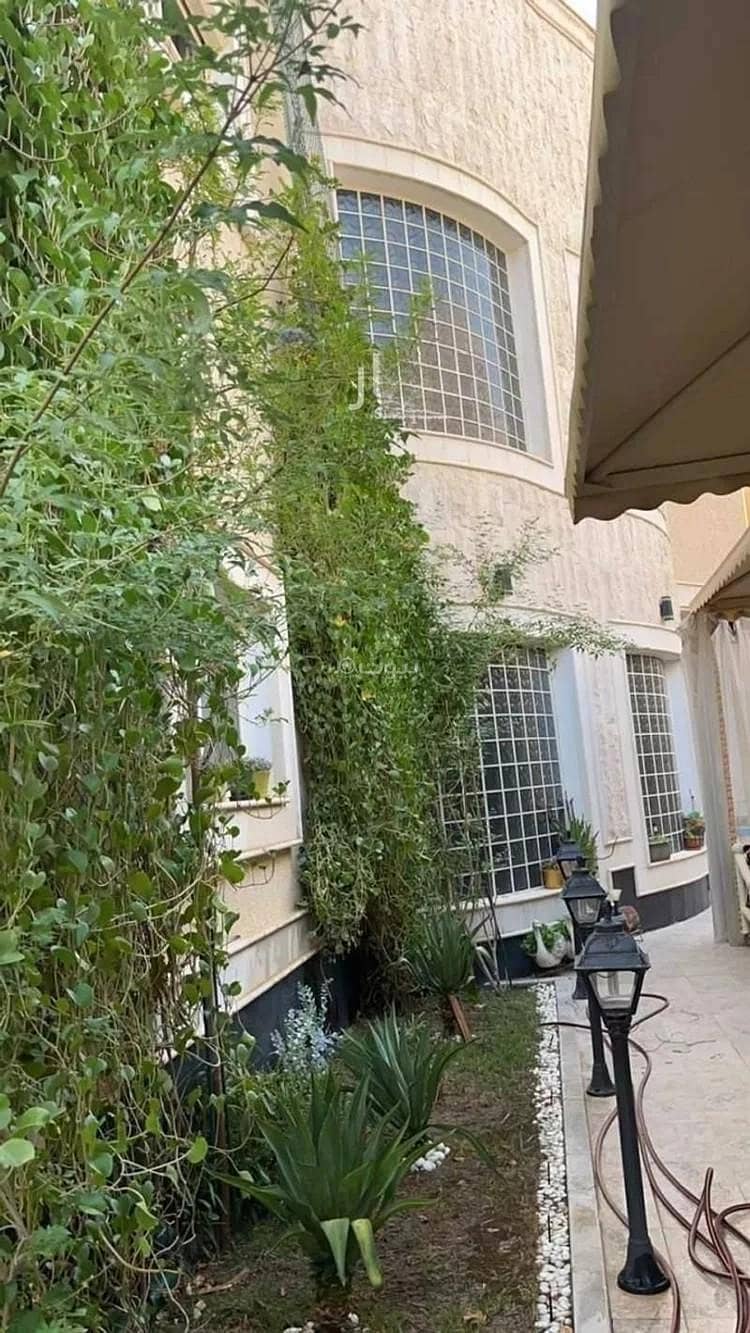 6 bedroom villa in Al Rabie, Riyadh 2