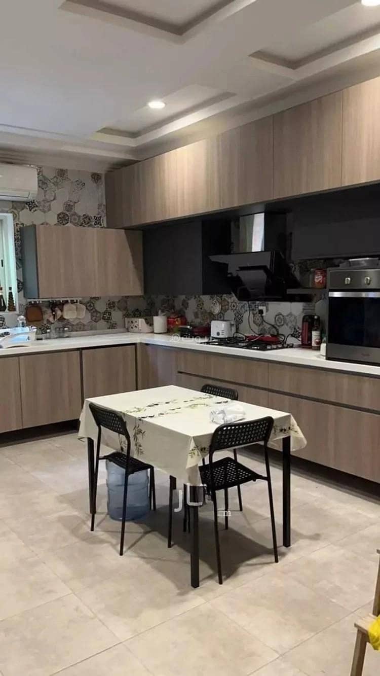 6 bedroom villa in Al Rabie, Riyadh 11