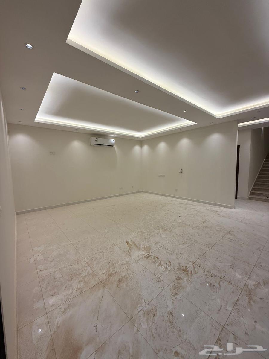 9 bedroom villa in Al Rimal 6