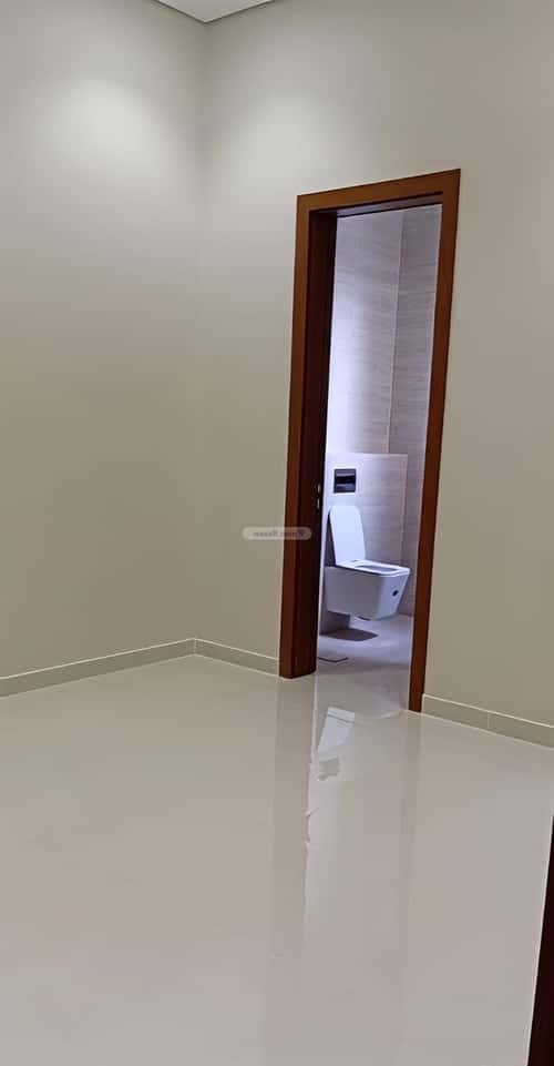 8 bedroom villa in Al Janadriyah 2