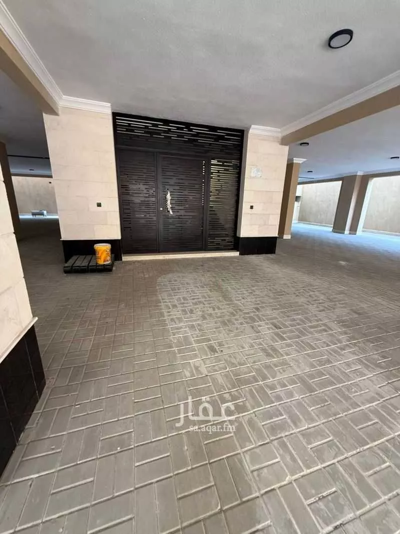 3 bedroom apartment in Mishrifah 6