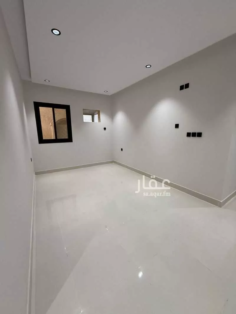 3 bedroom apartment in Mishrifah 8