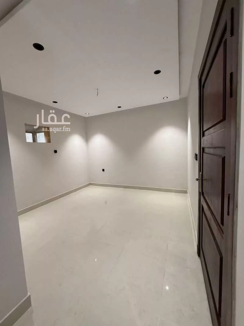 3 bedroom apartment in Mishrifah 10