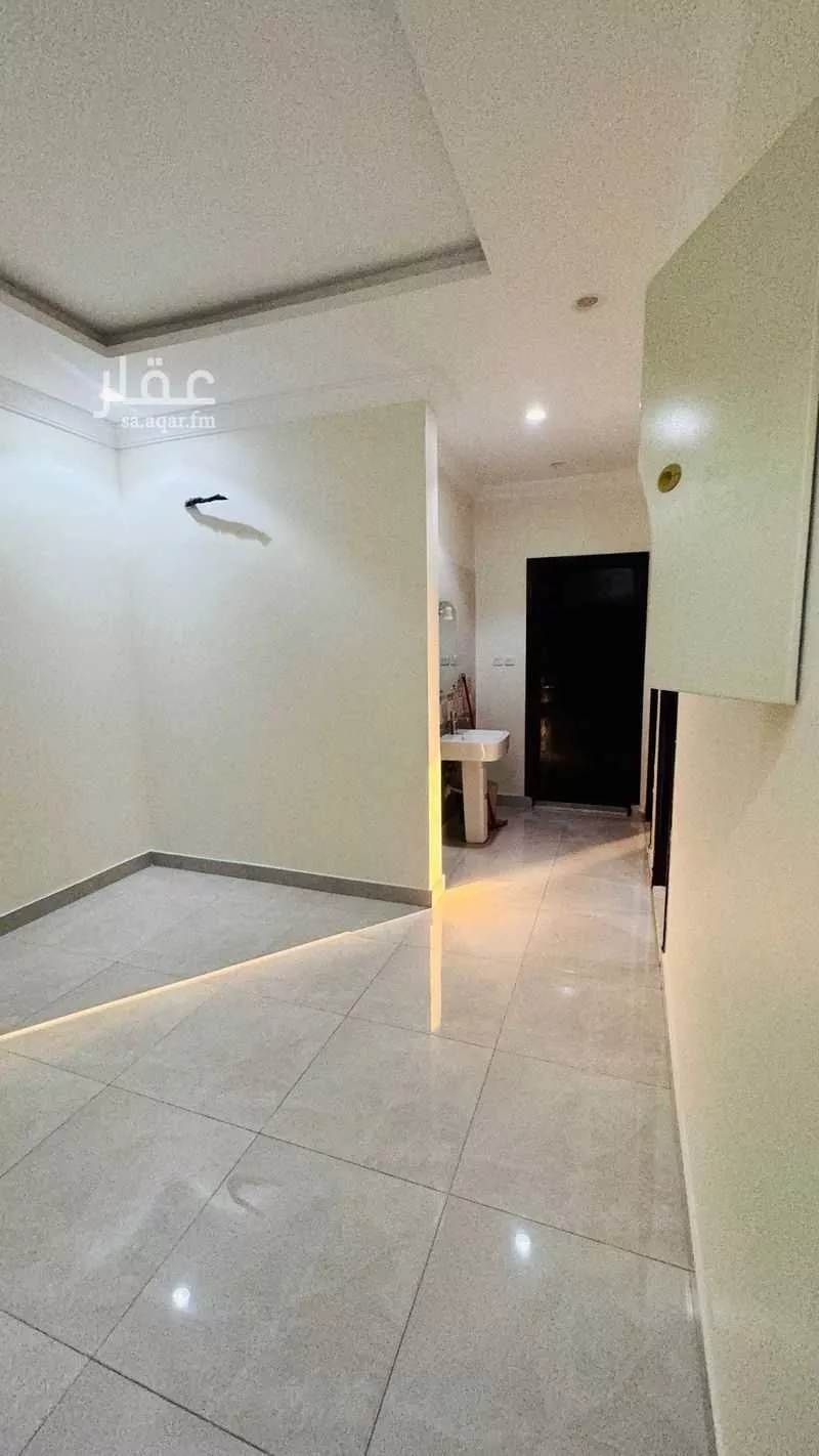 2 bedroom apartment in Ar Rayan, Jeddah 9