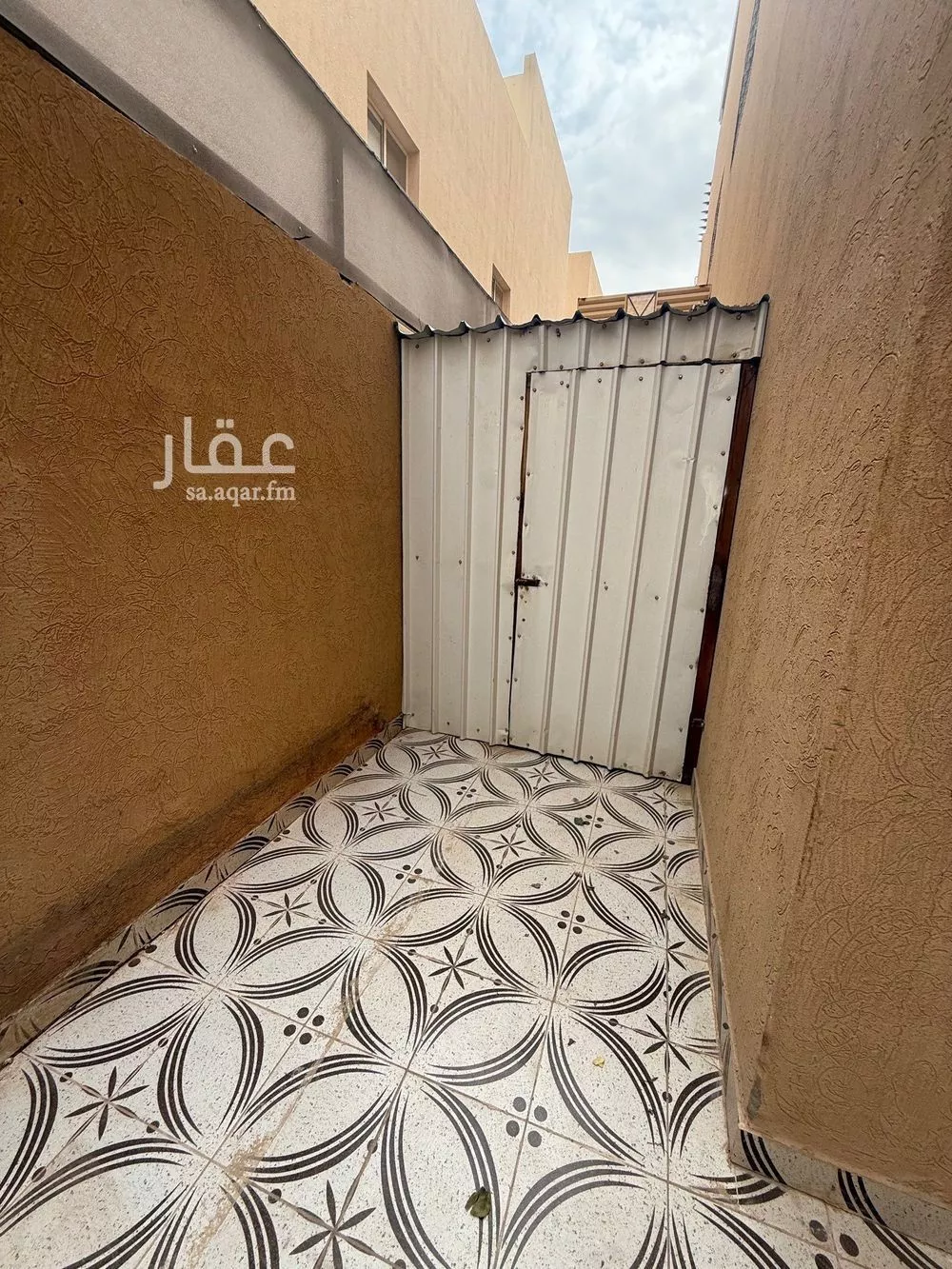 فيلا 8 غرف في المونسية 21
