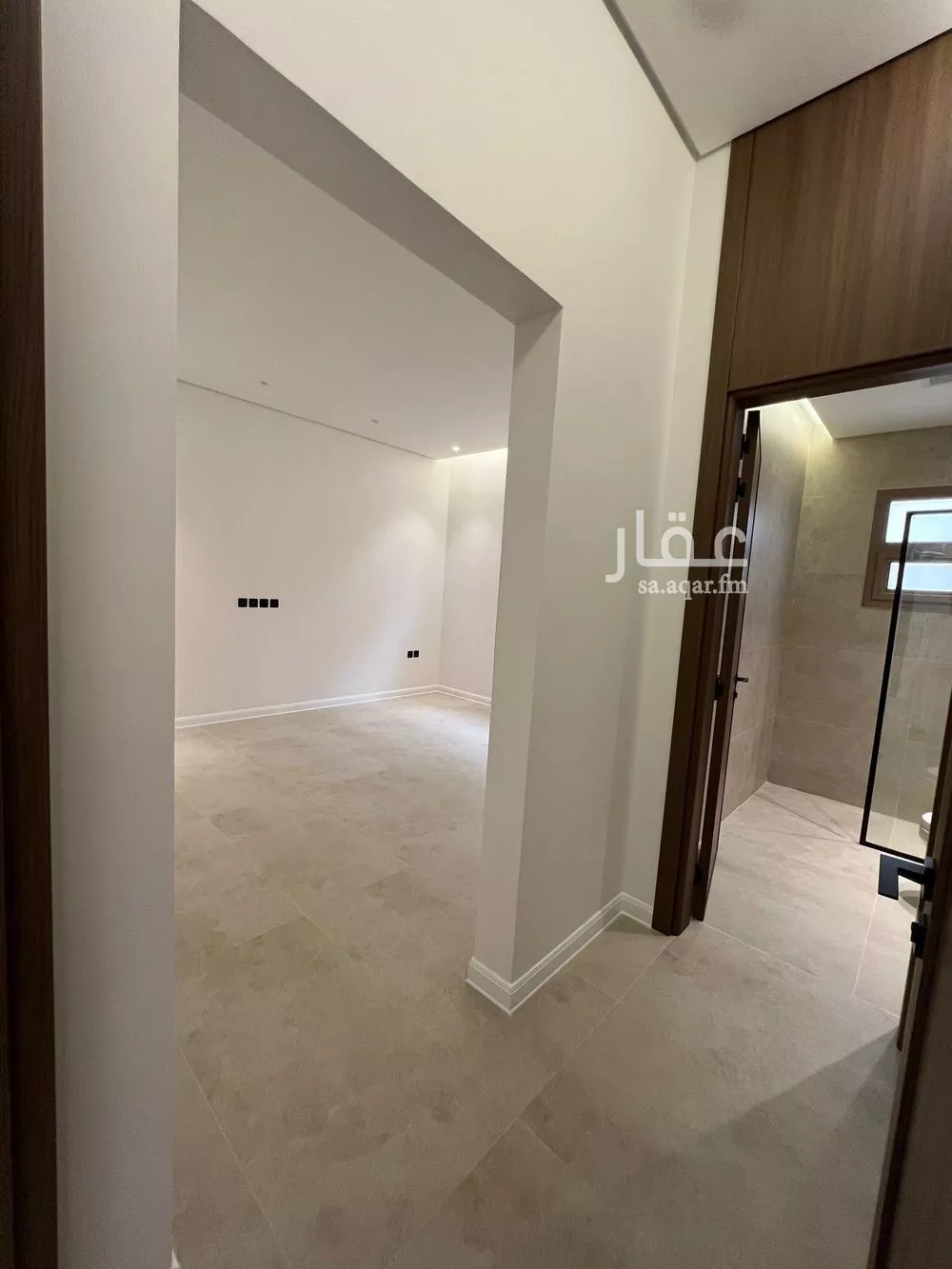 فيلا 5 غرف في النرجس 19