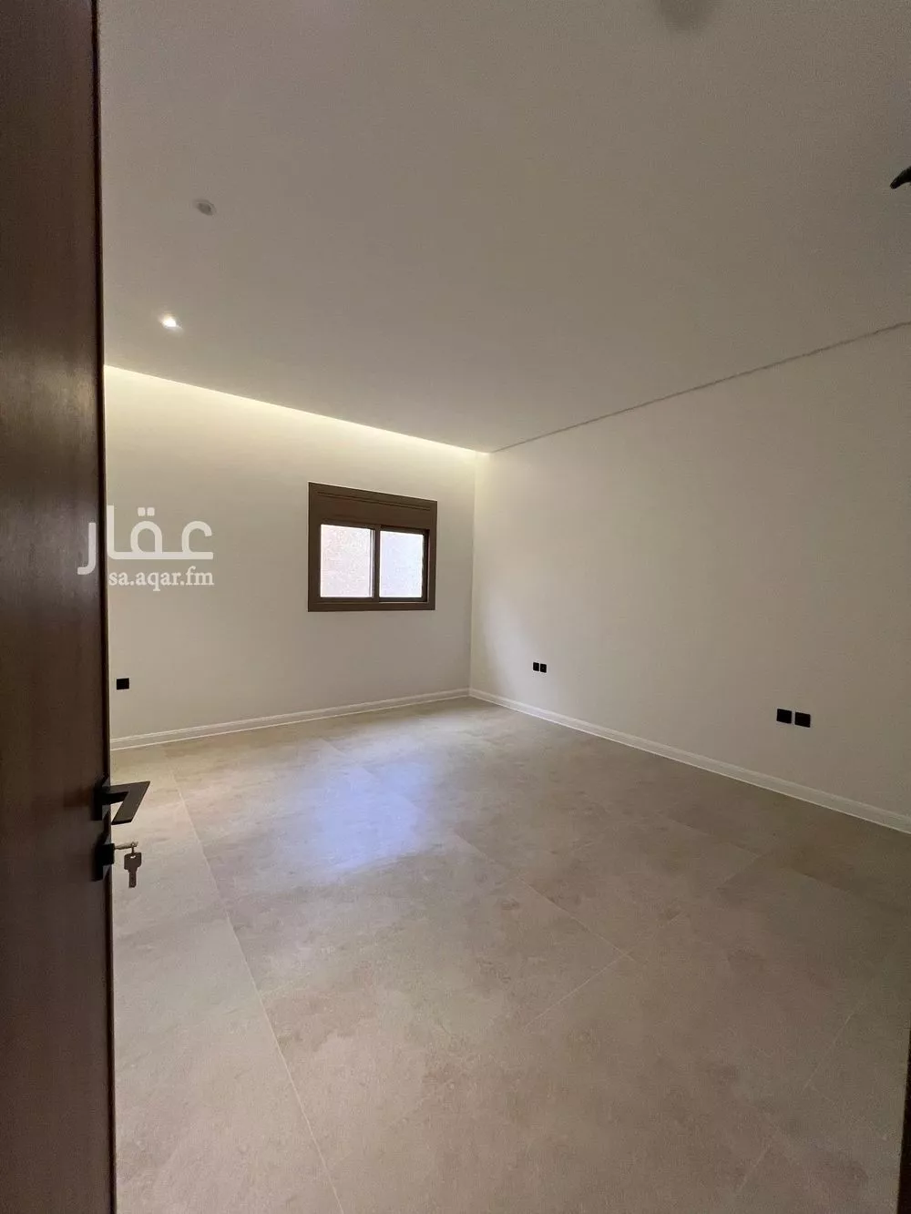 فيلا 5 غرف في النرجس 24