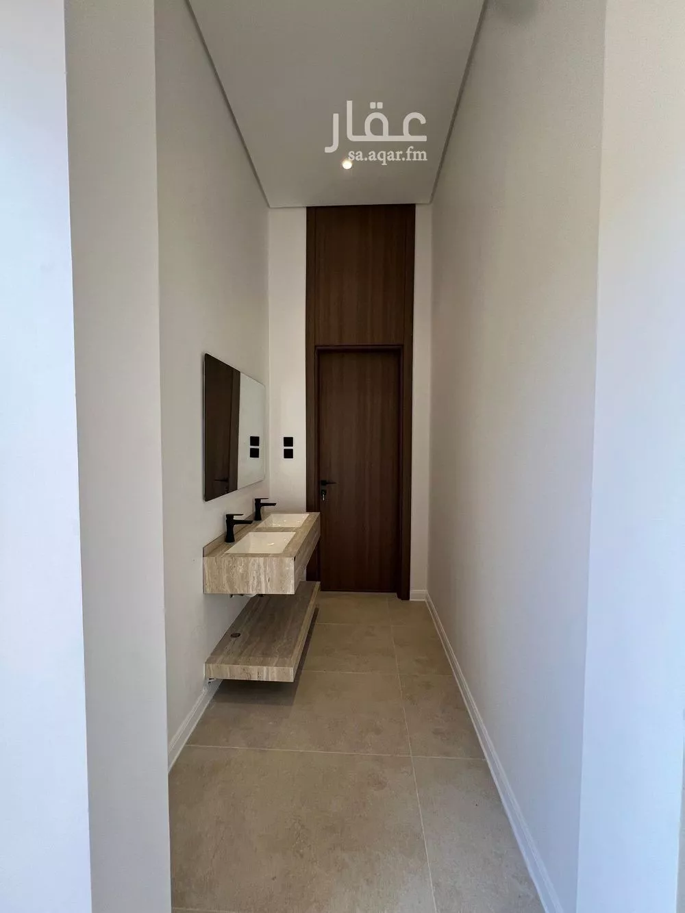 فيلا 5 غرف في النرجس 4