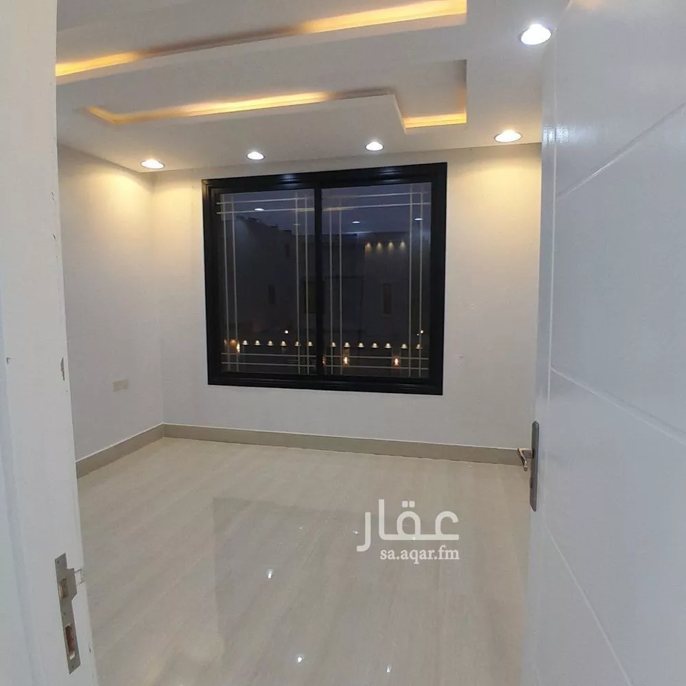 فيلا 12 غرف في الرمال 8