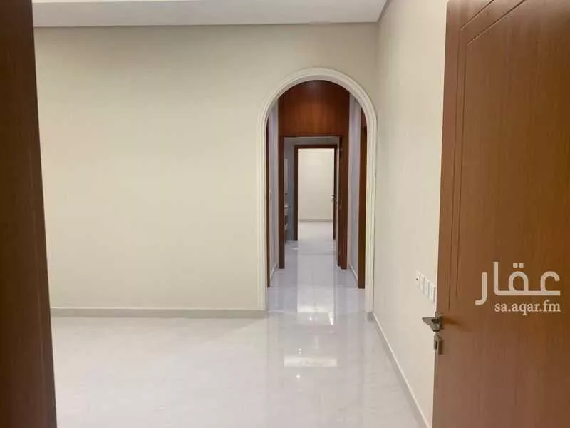 5 bedroom apartment in Al Bashaer 3