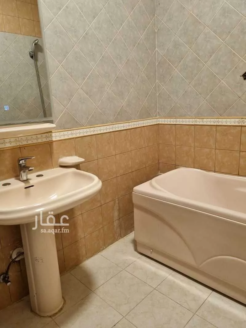 5 bedroom apartment in Al Naseem 3