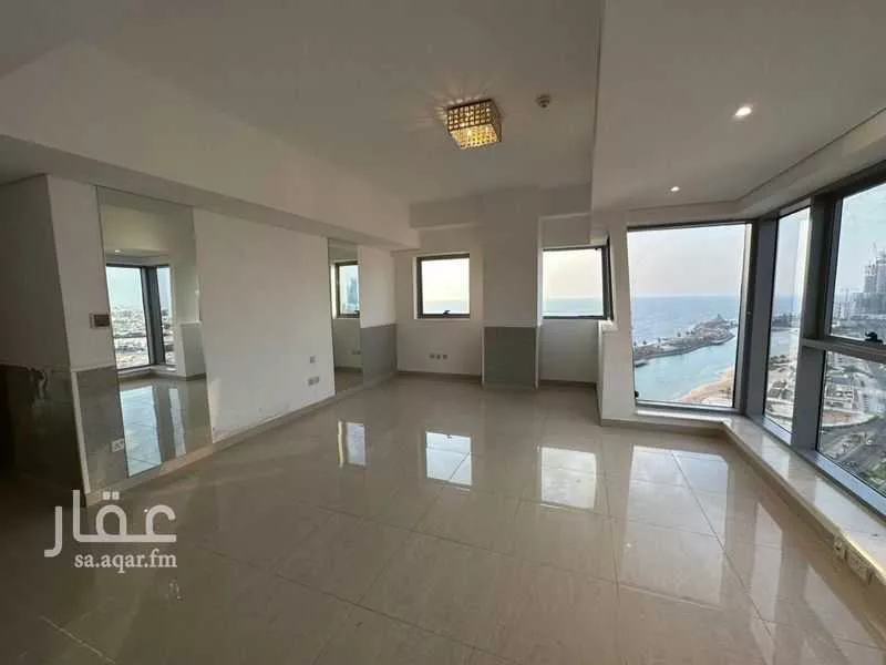 3 bedroom apartment in Al Shati 3