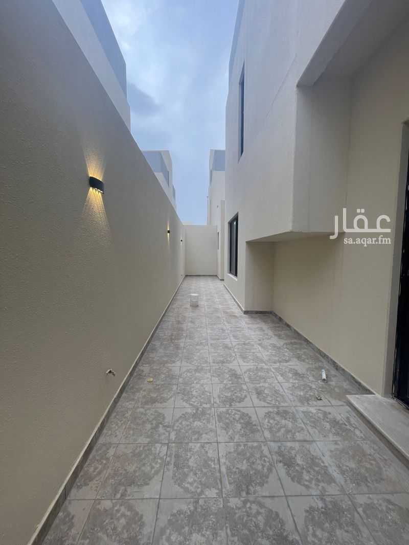 4 bedroom villa in Al Janadriyah, Riyadh 12
