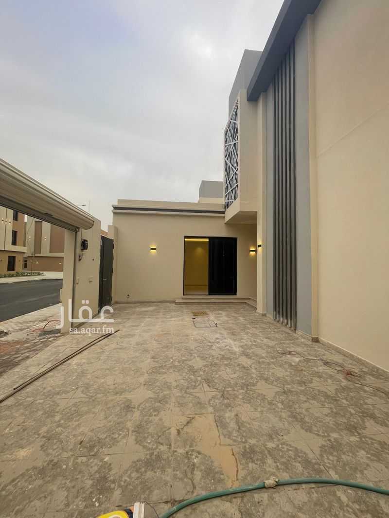 4 bedroom villa in Al Janadriyah, Riyadh 3