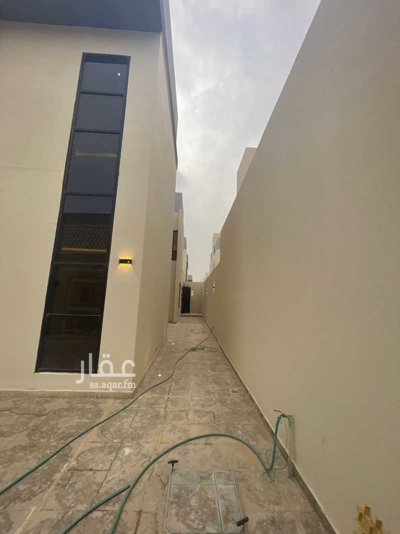 4 bedroom villa in Al Janadriyah, Riyadh 5