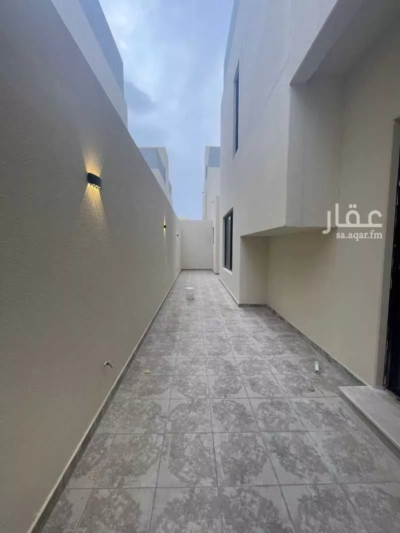 فيلا 5 غرف في الجنادرية 12