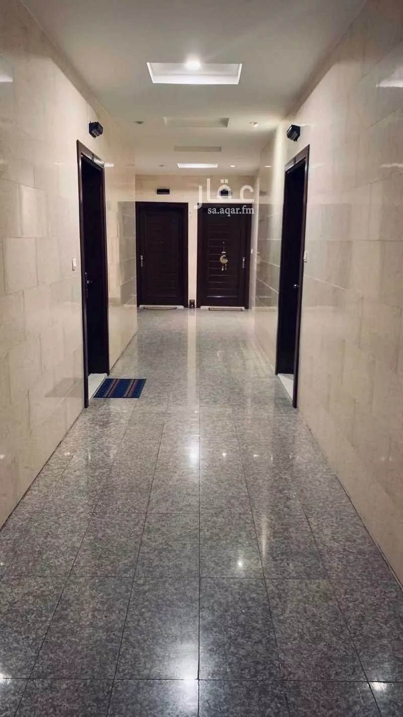 عمارة 1286 م² في الروضة 2