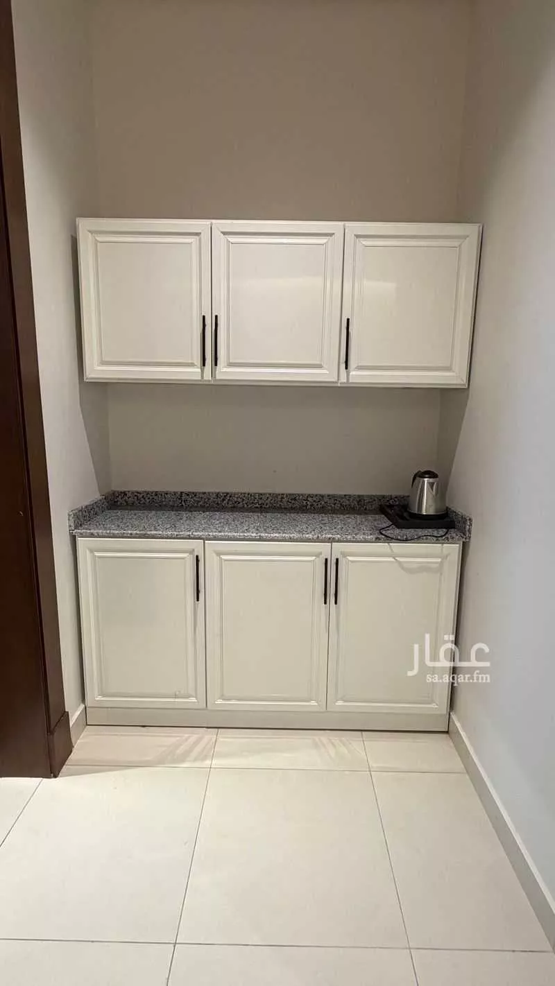 شقة 1 غرف في العارض 5