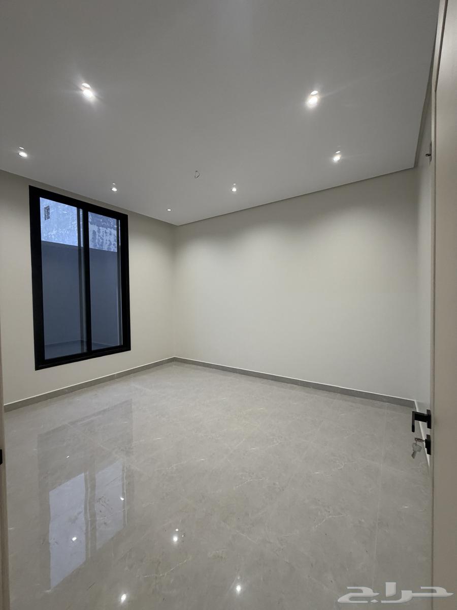 6 bedroom apartment in Dahiat King Fahd 18
