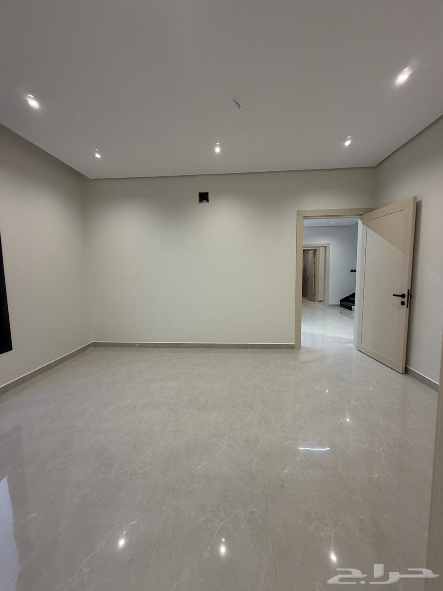 6 bedroom apartment in Dahiat King Fahd 19