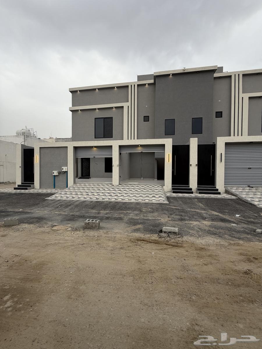 6 bedroom apartment in Dahiat King Fahd 3