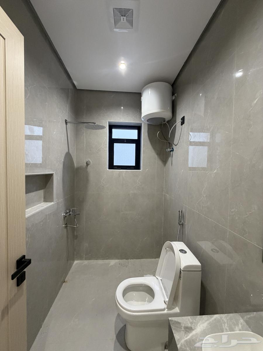 6 bedroom apartment in Dahiat King Fahd 26