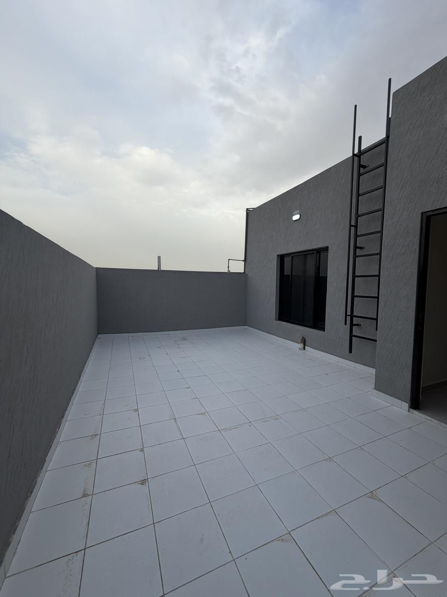 6 bedroom apartment in Dahiat King Fahd 7