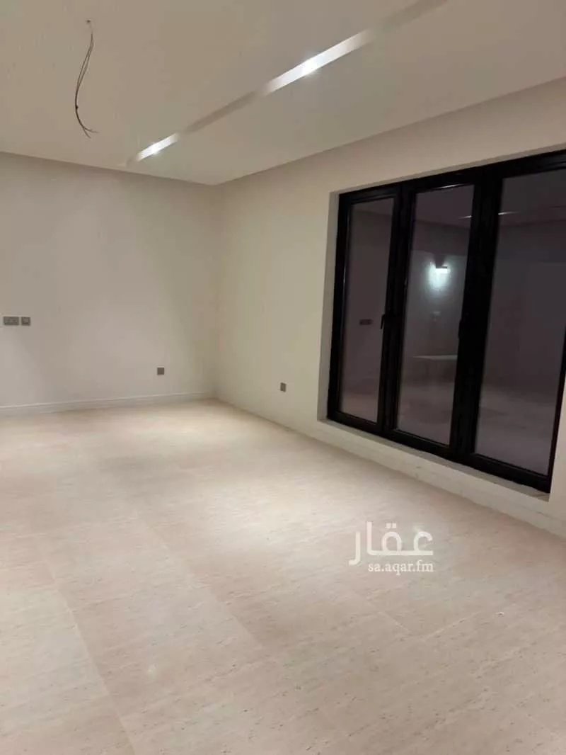 فيلا 6 غرف في العارض 2