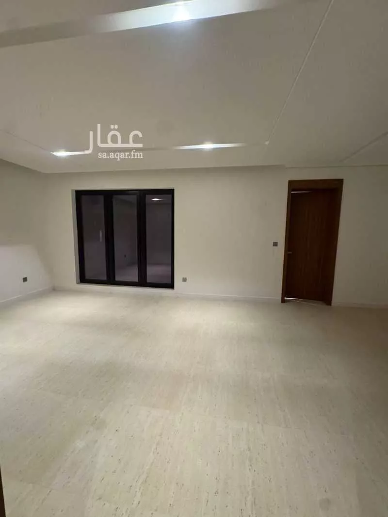 فيلا 6 غرف في العارض 15