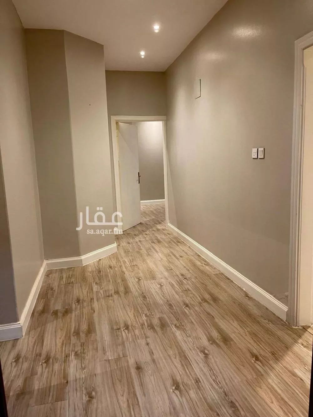4 bedroom apartment in Granada 4