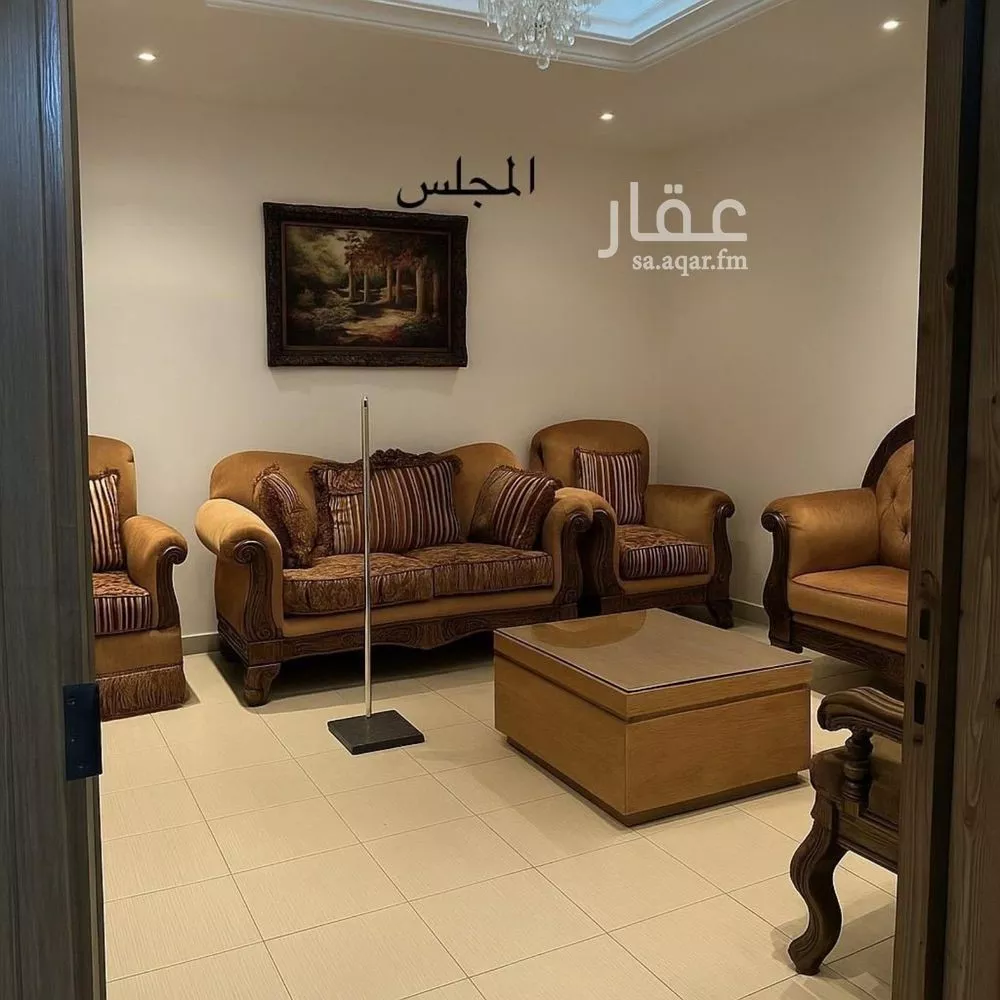 فيلا 7 غرف في الفلاح 2