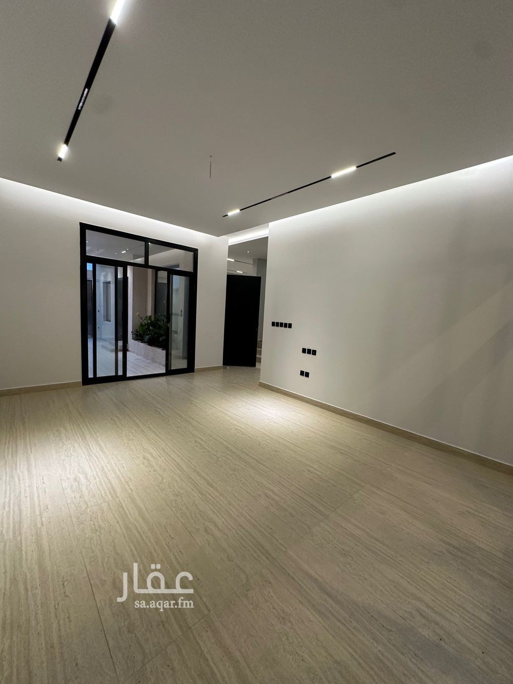 4 bedroom villa in Al Zahrah, Riyadh 13