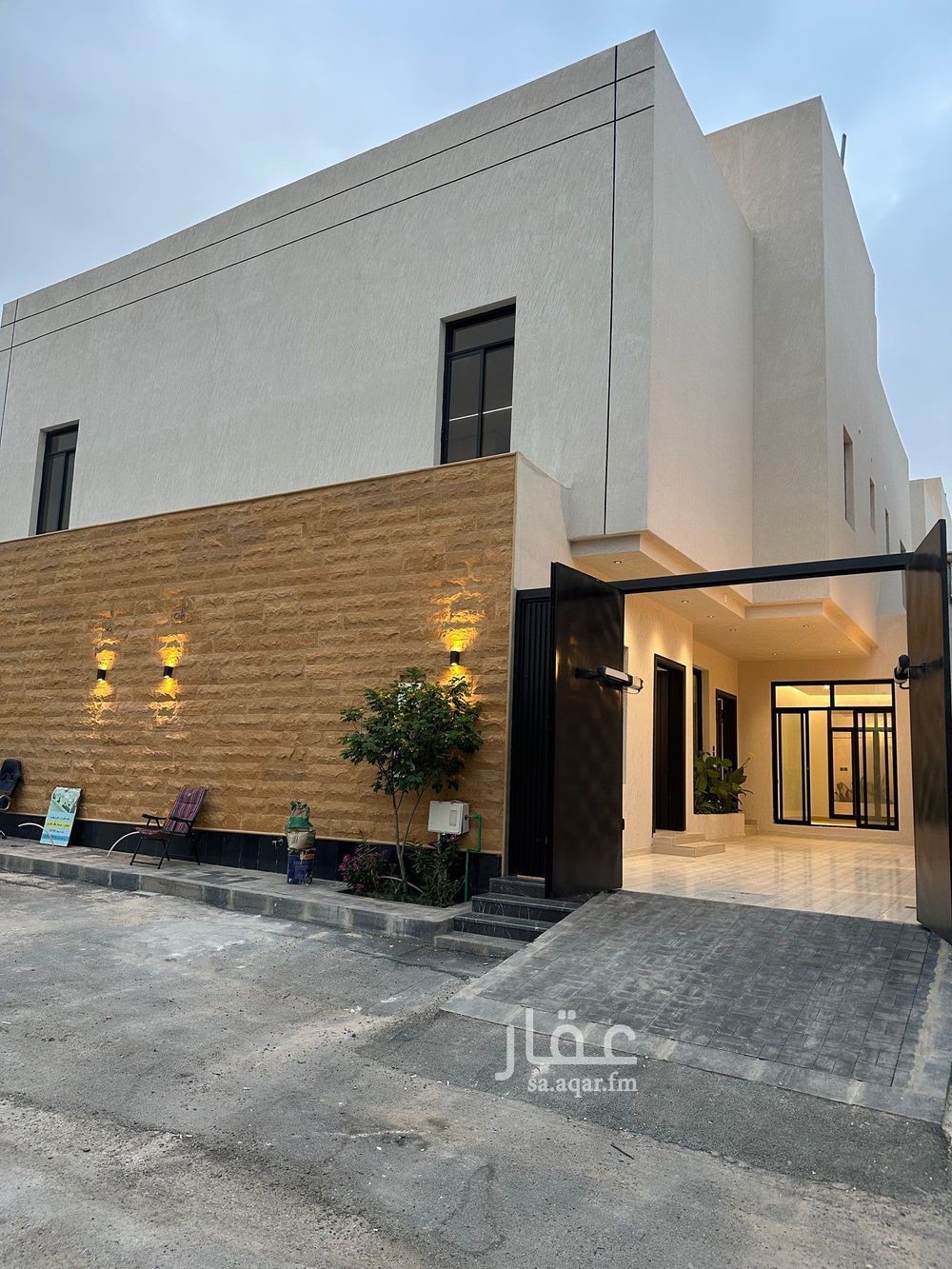 4 bedroom villa in Al Zahrah, Riyadh 5